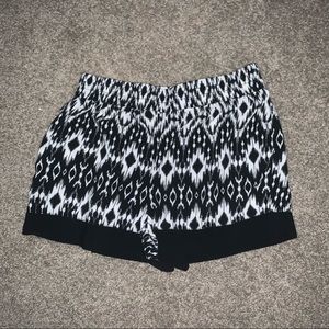 Joe B Pattern Shorts